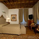 Valadier 4* Roma