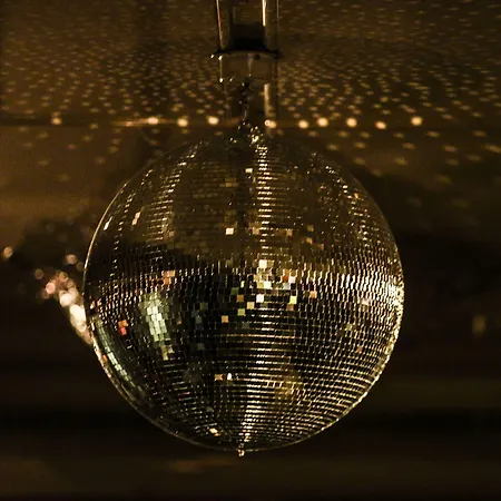 ヴァラディエール ホテル