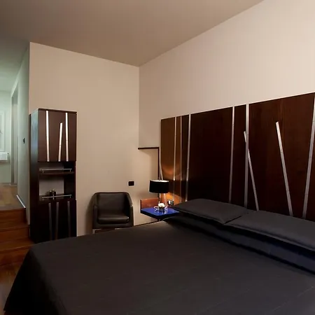 ホテル ヴァラディエール 4*