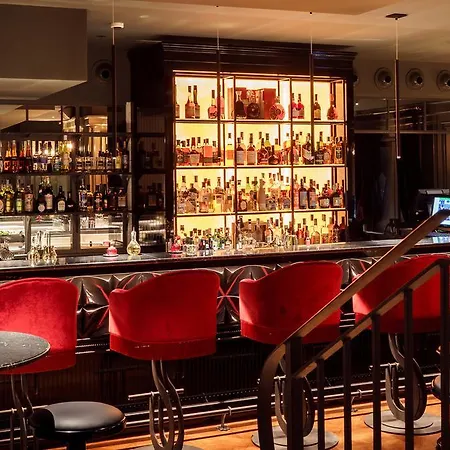 ヴァラディエール ホテル