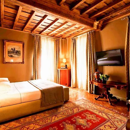 ヴァラディエール ホテル