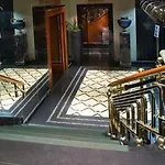 Valadier Hotel